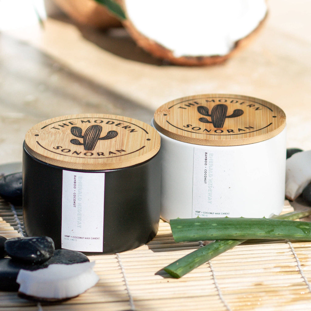 Emerald Hideaway Quiet Luxury Hemp + Coconut Candle, 5 oz: White (5 oz)