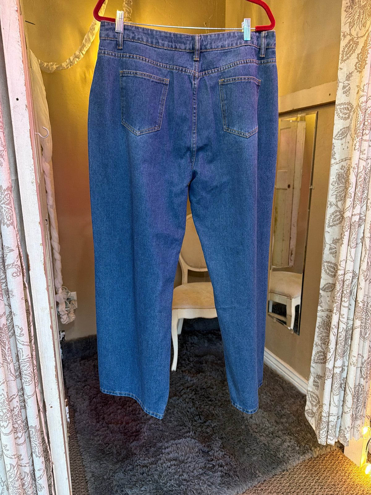 Wide leg jeans