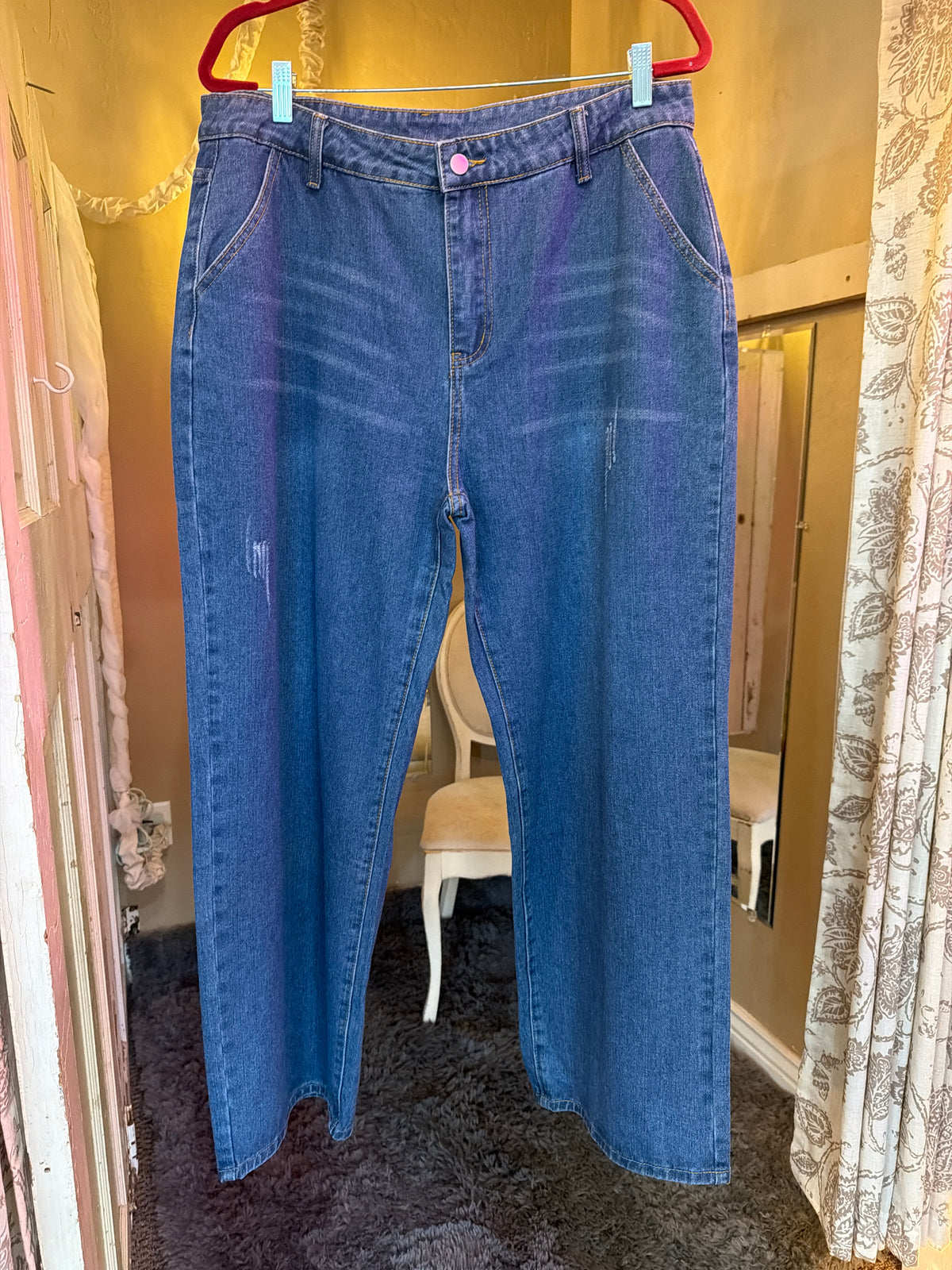 Wide leg jeans